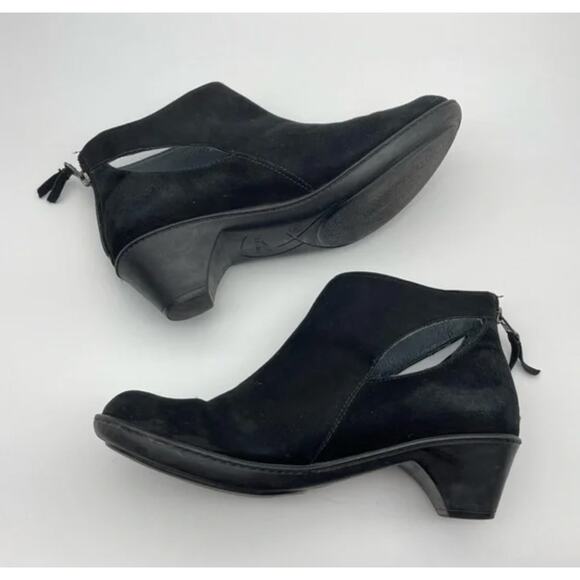 Dansko Booties 38 7-7.5 Bonita Suede Leather Cutout Heeled Ankle Zip Up Black - Picture 2 of 11